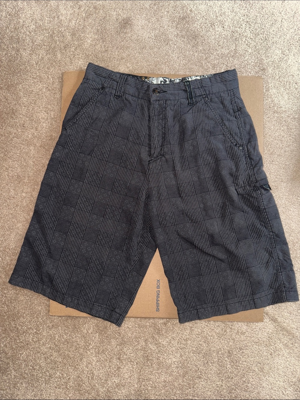 Micros Men's Dark Charcoal Plaid Cargo Shorts